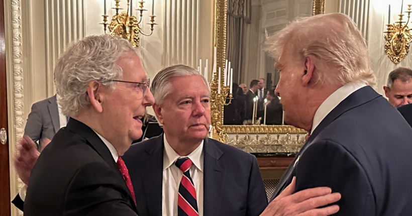 Макконнелл прокоментував мирний процес: Трамп має рацію, що слабкість Байдена надихнула таких ворогів, як Путін