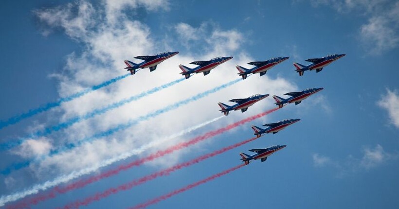 У Франції планують запровадити добровільну військову службу з 2026 року