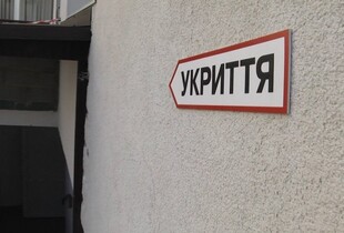 Поліція Києва розслідує інцидент, під час якого жінка не впускала матір з дитиною до укриття