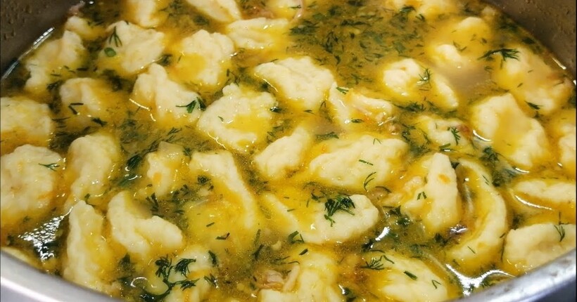 Домашній курячий суп із галушками: простий рецепт на кожен день