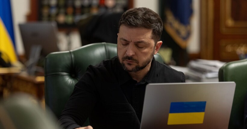 Зв’язок під час блекаутів та швидкий інтернет: Зеленський підписав закон