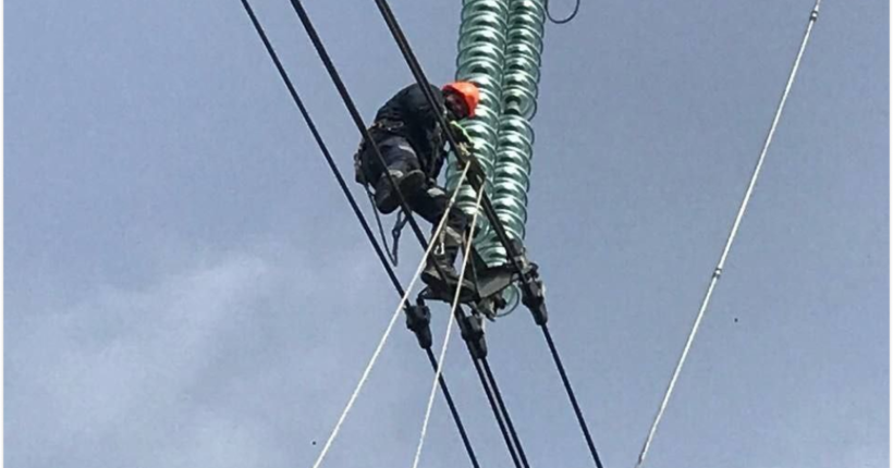 В Україні запровадили аварійні відключення світла через нічні атаки на енергооб'єкти