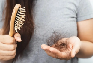 Зачіски, які провокують випадіння волосся - ви про це могли навіть не здогадуватись!