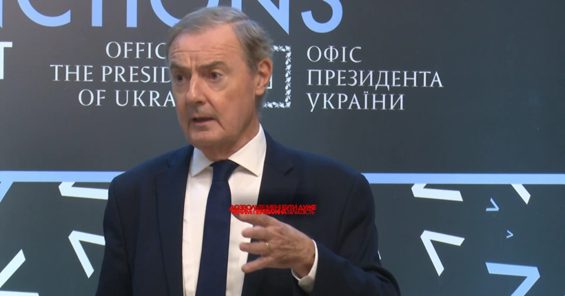 Спецпред ЄС з питань санкцій прокоментував пропозицію США щодо використання заморожених активів рф