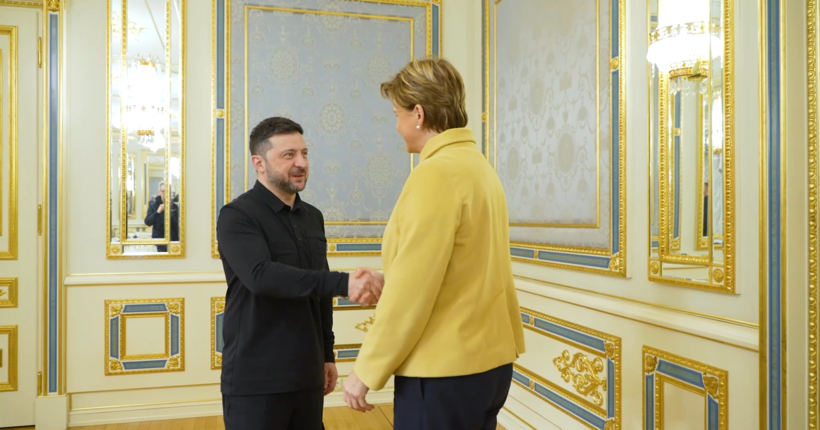 Зеленський зустрівся з міністеркою закордонних справ Латвії та відзначив її орденом 