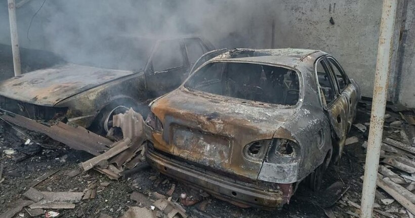 Росіяни поцілили по АЗС, автівках та інфраструктурі на Дніпропетровщини - ОВА (фото)