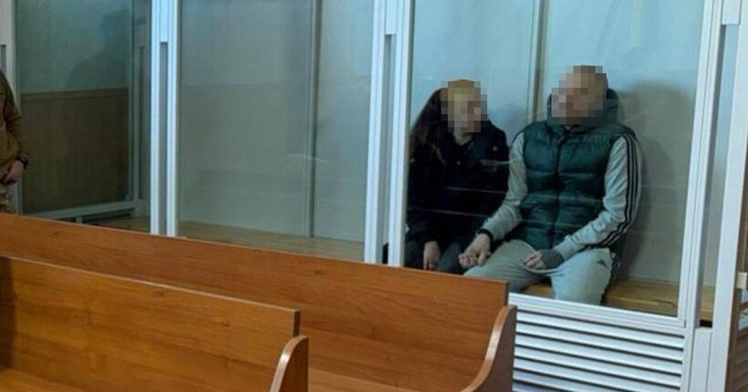 В Одесі засуджено чоловіка та жінку, які не надали допомогу травмованій дитині та приховали її смерть