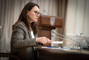 Без дефіциту та з 