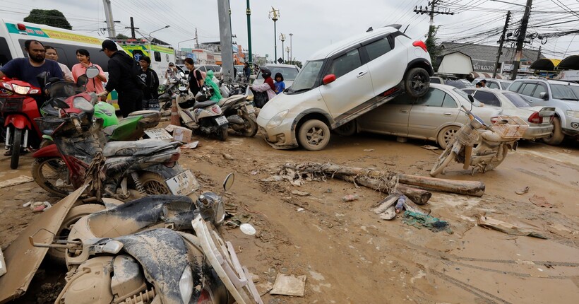 Кількість жертв повені в Індонезії та Таїланді перевищила 350 - The Guardian