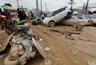 Кількість жертв повені в Індонезії та Таїланді перевищила 350 - The Guardian