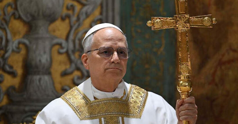 Папа Лев їде до Лівану закликати до миру на тлі ізраїльських авіаударів