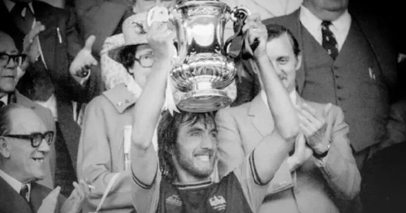 Помер легенда лондонського 