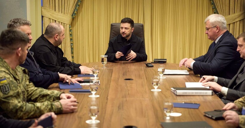 Зеленський заслухав доповідь делегації про результати переговорів зі США