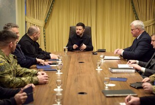 Зеленський заслухав доповідь делегації про результати переговорів зі США