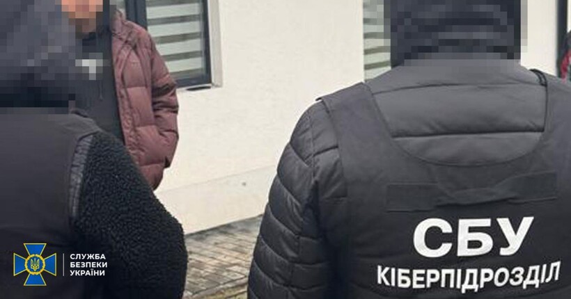 СБУ та Нацполіція викрили нову масштабну схему ухилення від мобілізації: затримано сім організаторів