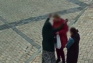 У Києві поліцейські затримали шахрайку, яка видурила у перехожих понад 10 000 грн, прикриваючись 