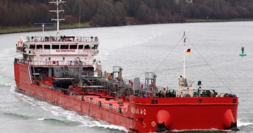 Історія з танкером Midvolga-2 більше схожа на підготовлену провокацію рф: у ВМС пояснили