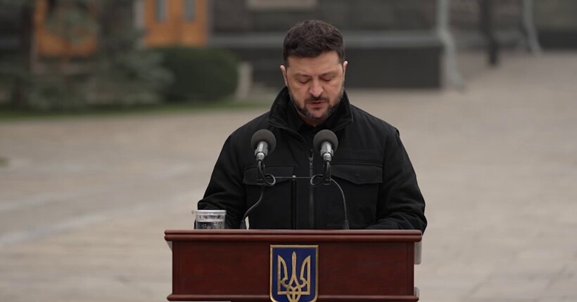 Зеленський привітав ракетників та артилеристів з професійним святом