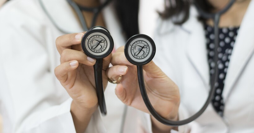 На ТОТ у поліклініках відмовляють у невідкладній допомозі пацієнтам без місцевої прописки - ЦНС