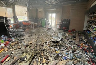 Обстріл Дніпропетровщини: внаслідок ударів пошкоджено АЗС та ЛЕП (фото)