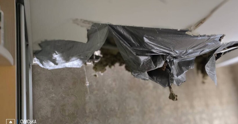 Окупанти за допомогою дронів вдарили по Сумщині: зафіксовано влучання в житловий сектор (фото)