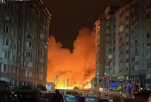 В ДСНС показали кадри з ліквідації обстрілів Киїщини (фото)