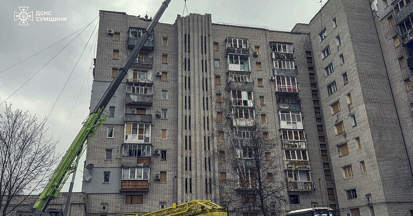 Удар по Охтирці: аварійно-відновлювальні роботи завершено (фото, відео)