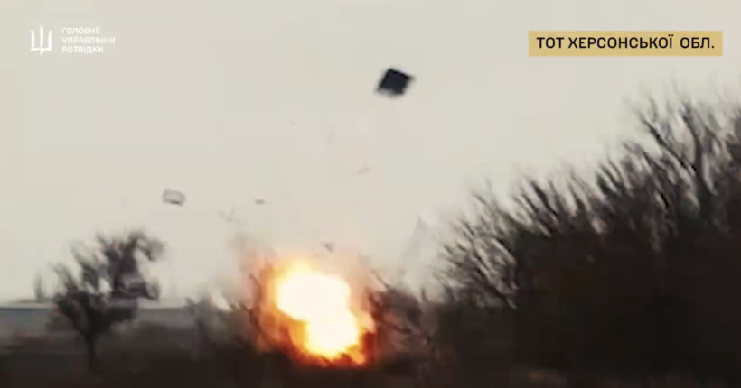 Бійці ГУР МО та Рух опору знищили авто та довх росіян, які вчиняли злочини у Бучі (відео)