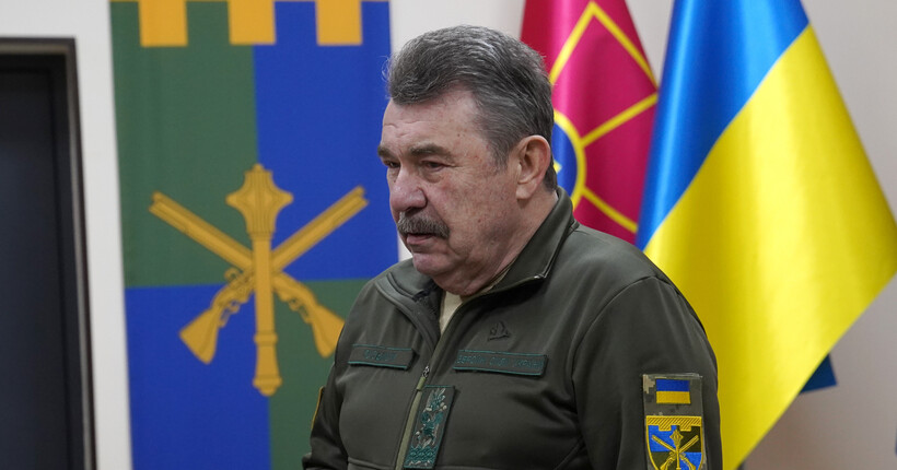 Командування ТрО звільнило ексміністра оборони Кузьмука з посади позаштатного радника