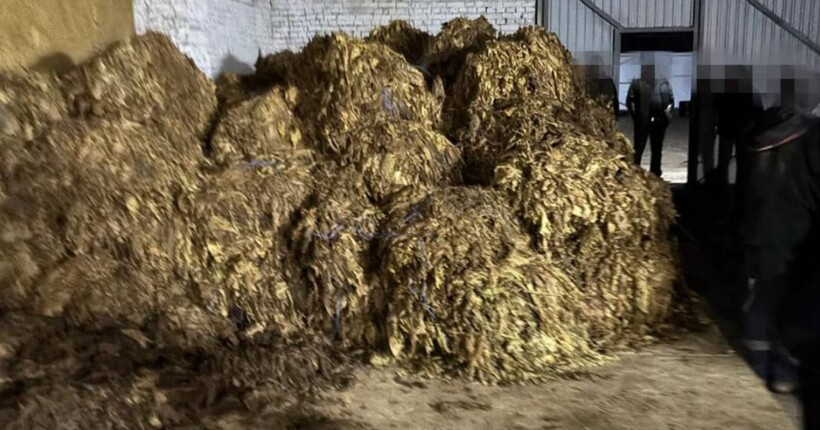 Правоохоронці викрили підпільне тютюнове виробництво на понад 25 млн грн