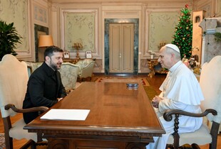 Зеленський зустрівся з Папою Римським у Римі (фото)