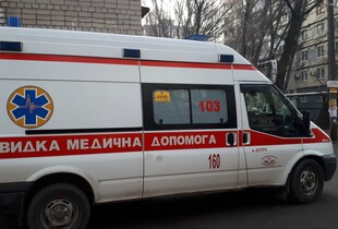 У Херсоні під вогонь окупантів потрапила лікарня в Дніпровському районі: є постраждалі