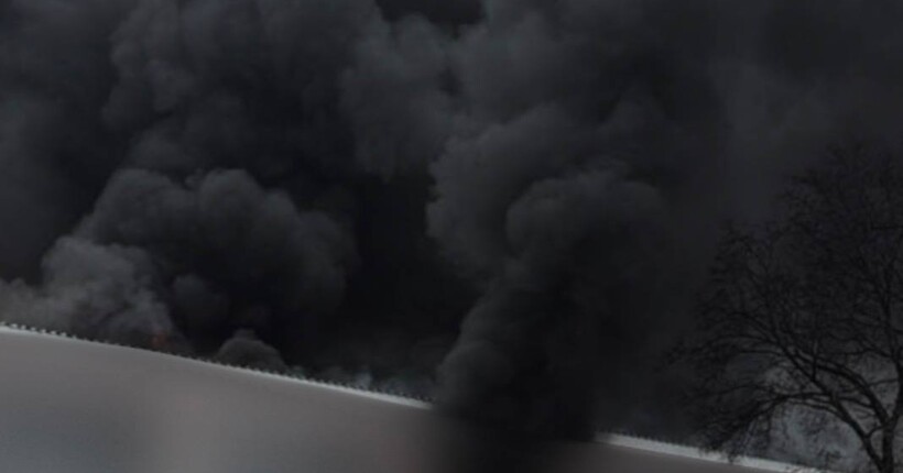 У Шостці росіяни атакували БпЛА спортивну школу, коли там займалися діти