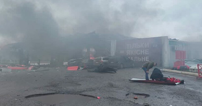 Росіяни запустили дрон по АЗС на Харківщині: поранено шістьох людей