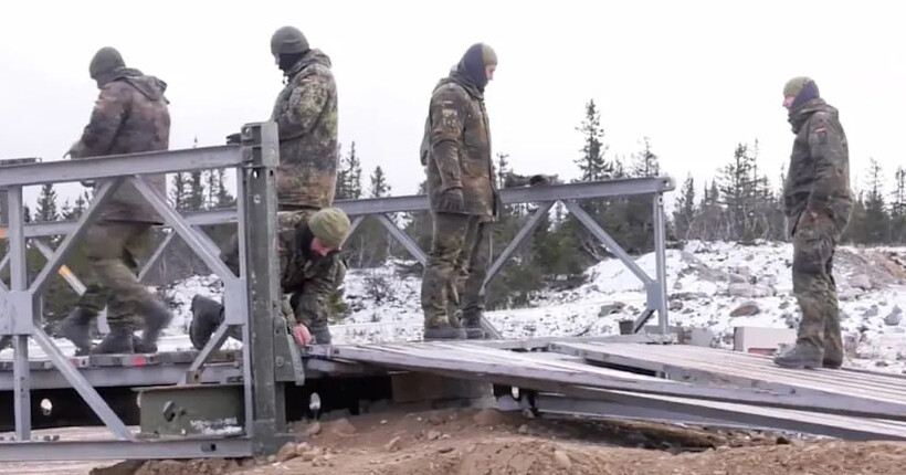 Німеччина допоможе Польщі у будівництві протитанкових загороджень на кордоні з рф