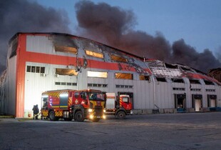 Росіяни вдарили по складу з бойлерами та обігрівачами на Одещині (фото)