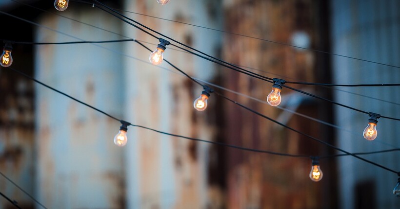 Світла стане більше: після перегляду списків критичних об'єктів вивільнили 800 МВт