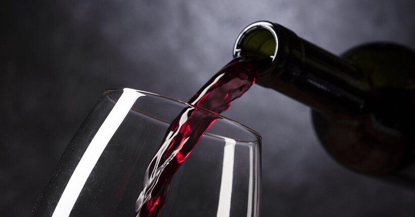 Російські виноробні відсторонили від конкурсу в США: їхні вина утилізують