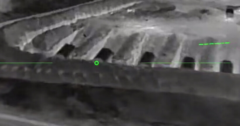 ССО уразили дронами FP-2 польовий артилерійський склад росіян на Луганщині (відео)