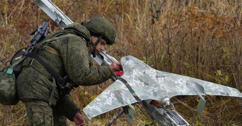 Росіяни обстріляли кілька районів Херсона: постраждало п'ятеро людей, зокрема двоє дітей