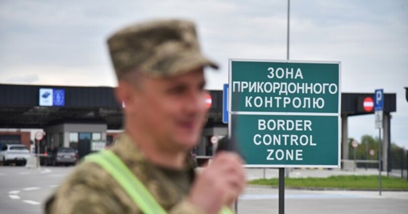 В Держприкордонслужбі повідомили про зростання пасажиропотоку на кордоні: деталі