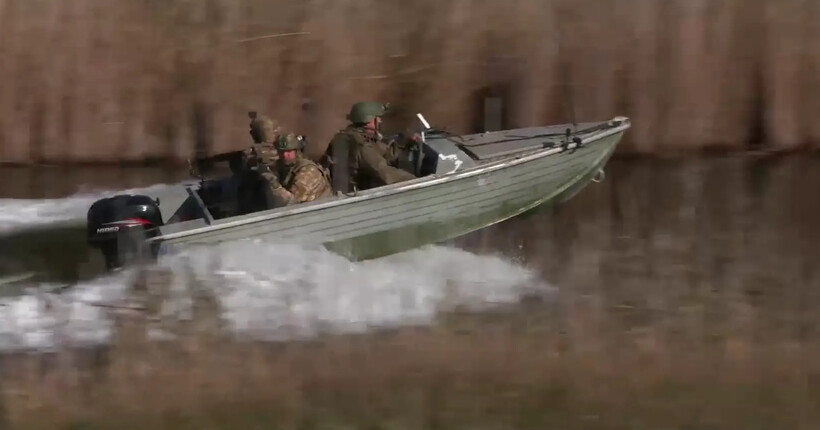 Удар по базі катерів в Криму: Риженко пояснив мету удару ЗСУ по Оленівці