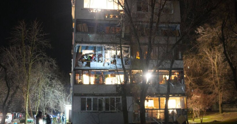 Росіяни тричі скинули КАБи на Запоріжжя: є поранені