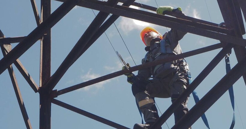 В Україні працює вся генерація, обмеження зберігаються через стан мереж – Замулко