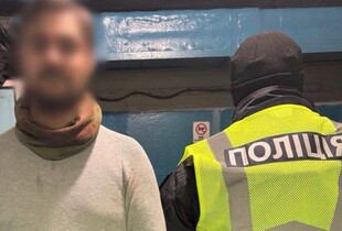 У Києві затримали нападника, що влаштував бійку з ножем у метро
