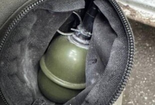 У Києві двох іноземців засудили до восьми років за пограбування і погрози гранатою