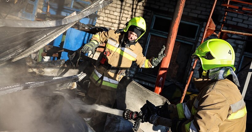 Ворог вночі атакував Миколаїв: відбулось часткове знеструмлення