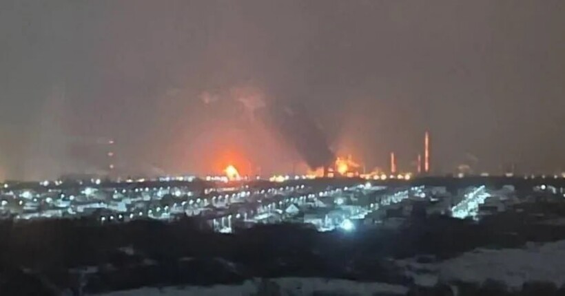 В СБС показали відео ураження Сизранського НПЗ в рф