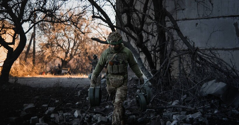 Росіяни кидають великі ресурси, щоб виявити слабкі місця на Покровську напрямку