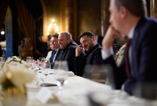 Зеленський і Умєров провели розмову з Віткоффом на шляху в Україну